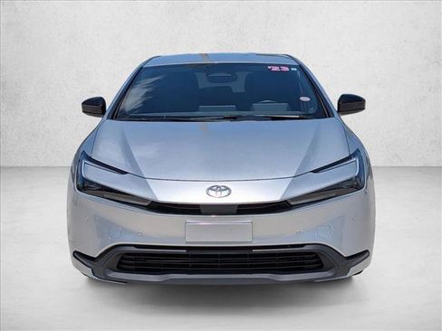 Used 2023 Toyota Prius LE FWD image 2