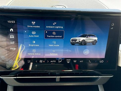 Used 2024 Lincoln Nautilus Reserve image 14