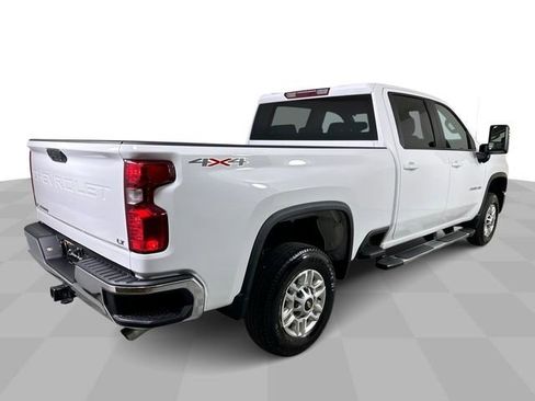Used 2025 Chevrolet Silverado 2500 LT w/ Convenience Package AWD/4WD image 8