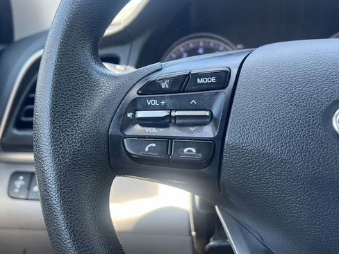 Used 2019 Hyundai Elantra SEL FWD image 26