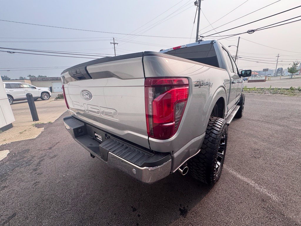 Used 2025 Ford F150 XLT w/ Equipment Group 301A Standard AWD/4WD image 5