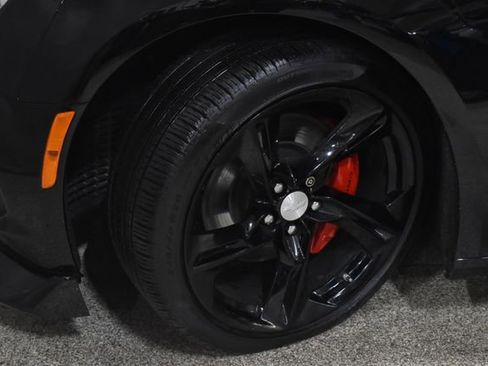 Used 2020 Chevrolet Camaro SS image 11