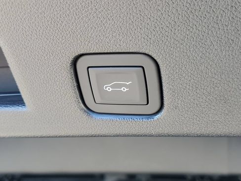 Used 2024 GMC Acadia AT4 w/ LPO, Floor Liner Package AWD/4WD image 10