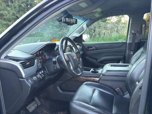 Used 2016 Chevrolet Tahoe LT w/ Luxury Package AWD/4WD image 7