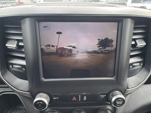 Used 2022 RAM 3500 Tradesman w/ Chrome Appearance Group image 18