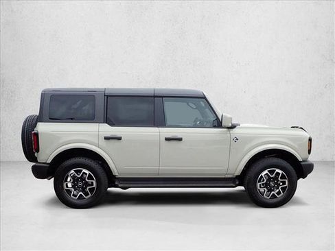 New 2026 Ford Bronco Outer Banks AWD/4WD image 5