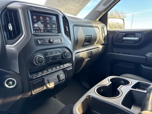 Used 2022 Chevrolet Silverado 1500 Custom image 23