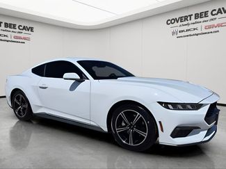 Used 2024 Ford Mustang Coupe video 1