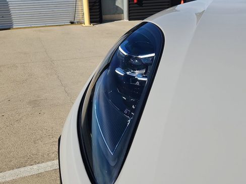 New 2026 Porsche Macan Turbo image 8