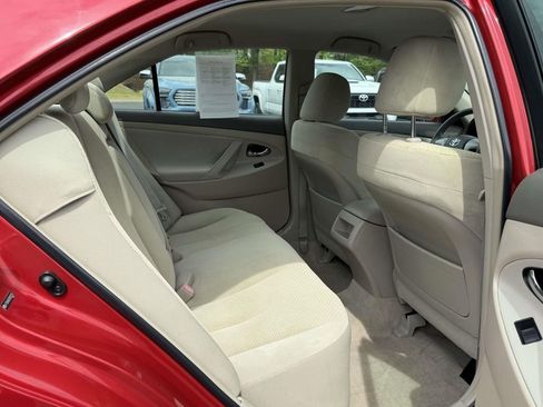 Used 2009 Toyota Camry LE image 11