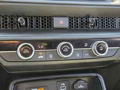 Used 2025 Honda CR-V LX image 23