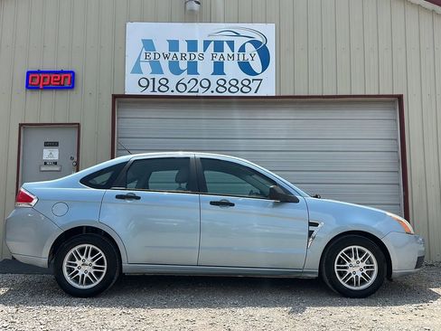 Used 2008 Ford Focus SE image 10