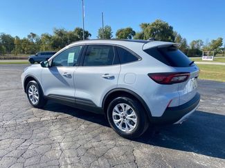 New 2026 Ford Escape Active AWD/4WD video 4
