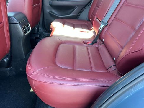 Used 2023 MAZDA CX-5 Carbon Edition image 16