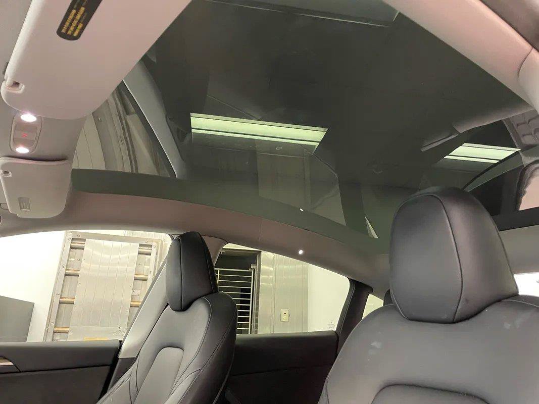 Used 2023 Tesla Model Y AWD image 10