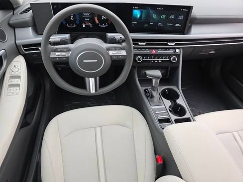 New 2026 Hyundai Sonata SE image 3