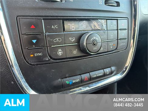 Used 2017 Dodge Grand Caravan GT image 19