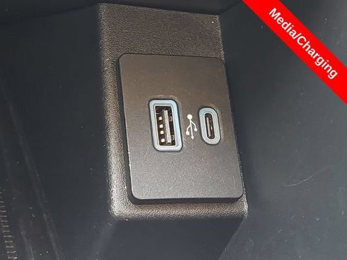 Used 2022 Ford Edge SEL w/ Convenience Package AWD/4WD image 25