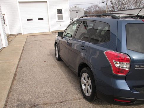 Used 2014 Subaru Forester 2.5i Premium image 10