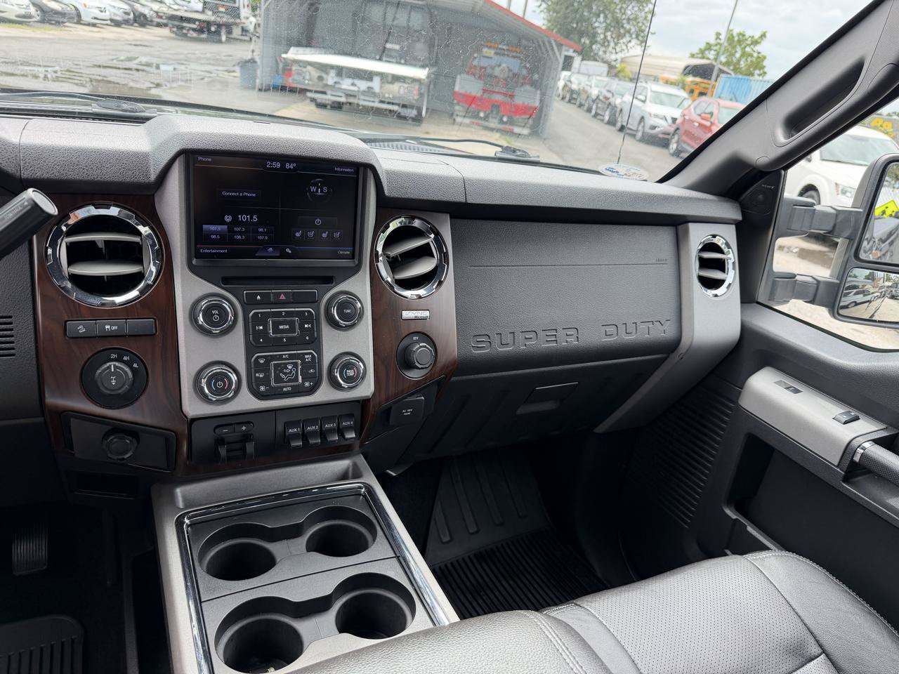 Used 2013 Ford F350 Lariat w/ Lariat Interior Pkg AWD/4WD image 13