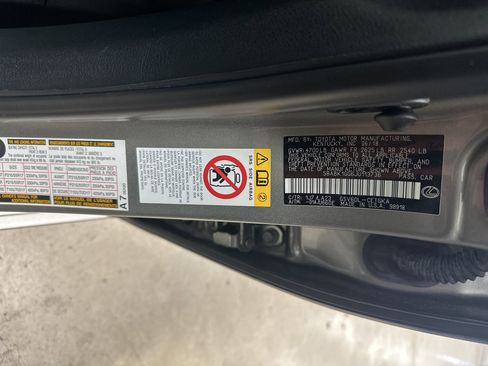 Used 2018 Lexus ES 350 w/ Navigation System Package image 35