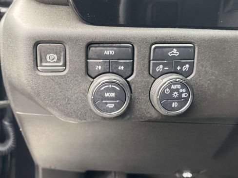 Used 2024 Chevrolet Silverado 1500 RST image 18