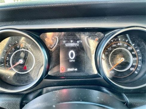 Used 2022 Jeep Gladiator Sport image 24