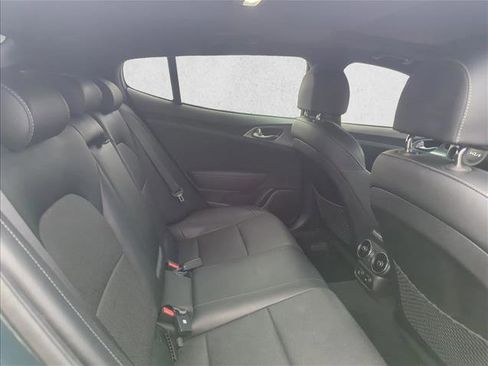Used 2022 Kia Stinger GT1 image 17