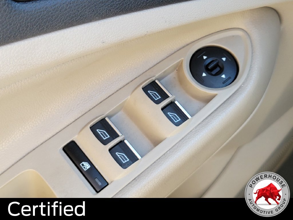 Certified 2019 Ford Escape Titanium FWD image 28