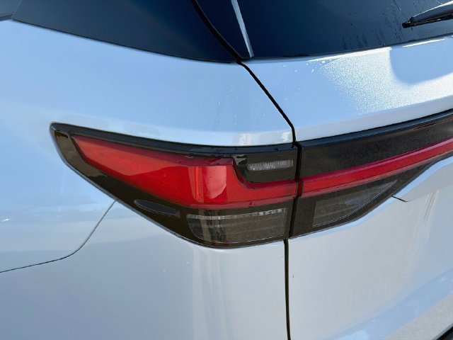 New 2026 Lexus TX 500h AWD w/ Technology Package image 10