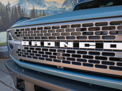 Used 2021 Ford Bronco Badlands w/ Sasquatch Package AWD/4WD image 42