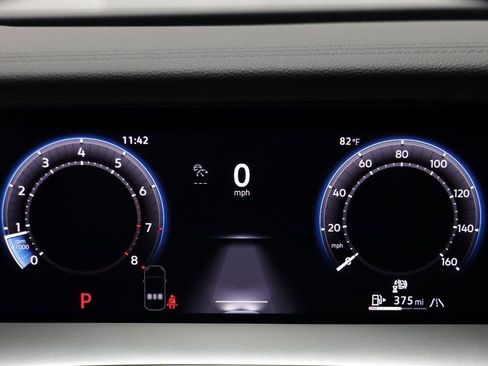 New 2025 Volkswagen Tiguan SE w/ Panoramic Sunroof Package image 8