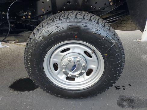 Used 2016 Ford F350 XL w/ Power Equipment Group image 24