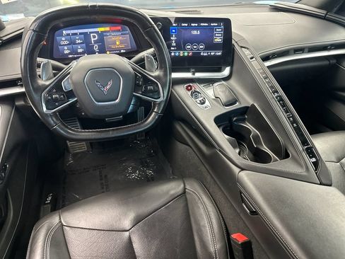 Used 2022 Chevrolet Corvette Stingray Coupe w/ 1LT RWD image 11