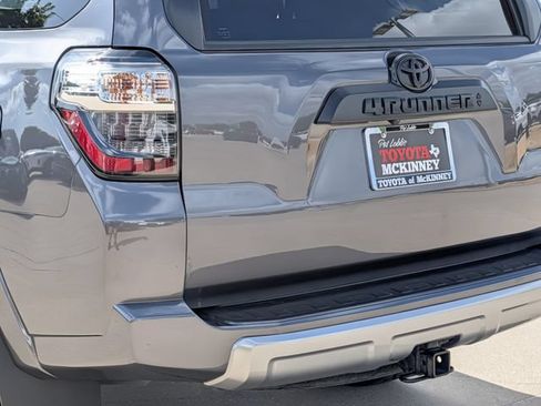 Used 2023 Toyota 4Runner TRD Off-Road Premium w/ Off Road Premium Plus Package AWD/4WD image 8