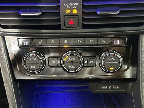 Used 2023 Volkswagen Jetta GLI Autobahn image 14