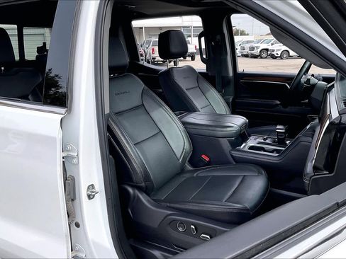 Certified 2024 GMC Sierra 1500 Denali w/ Denali Reserve Package image 8