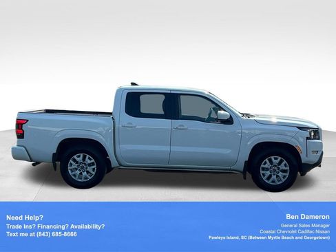 Used 2023 Nissan Frontier SV w/ SV Convenience Package RWD image 4