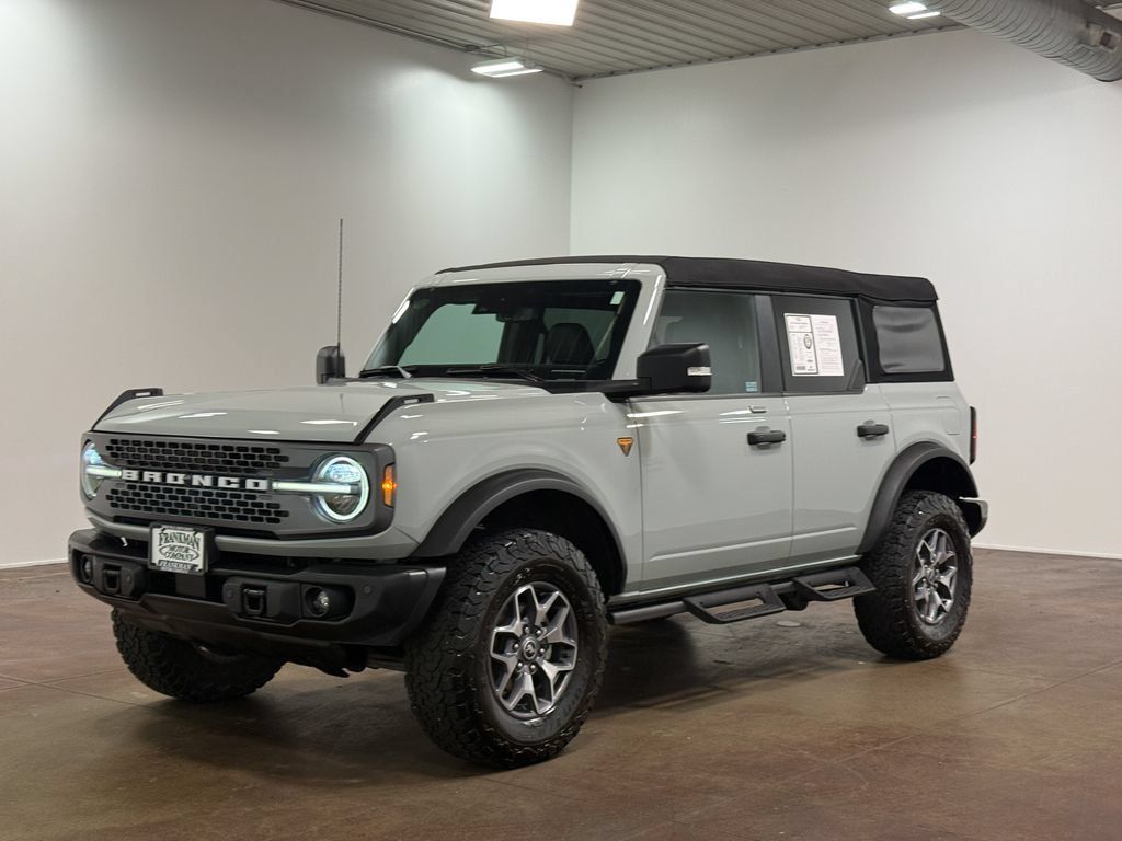 Used 2023 Ford Bronco Badlands AWD/4WD image 28