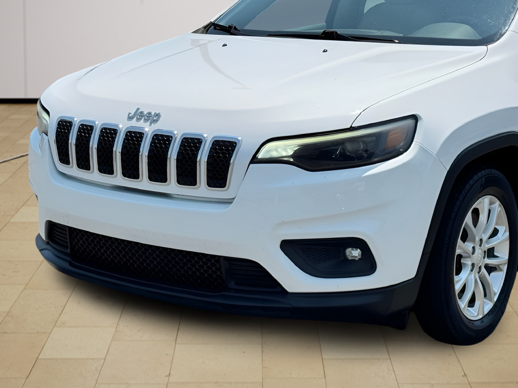Used 2019 Jeep Cherokee Latitude w/ Popular Appearance Group FWD image 32