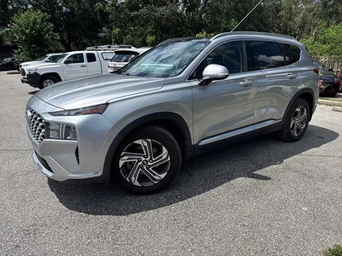 Used 2022 Hyundai Santa Fe SEL w/ Convenience + Premium Package FWD image 3
