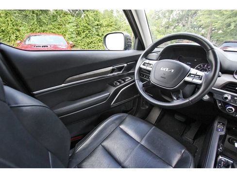 Used 2022 Kia Telluride EX w/ EX Premium Package AWD/4WD image 7