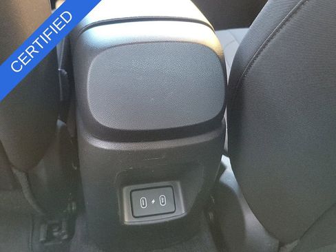 Used 2024 Hyundai Elantra SE image 21