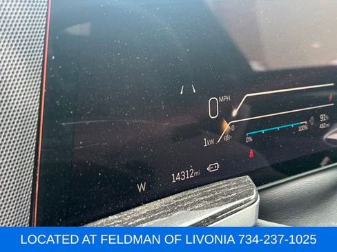 Used 2025 Cadillac Escalade IQ Sport 1 w/ Smart Trailering package AWD/4WD image 8