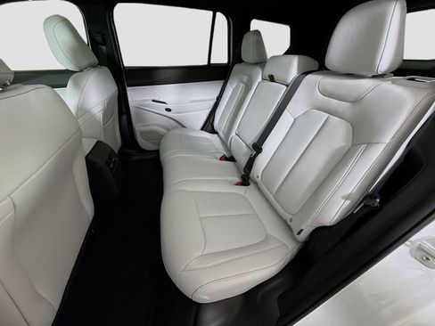 New 2026 Jeep Cherokee Limited AWD/4WD image 24