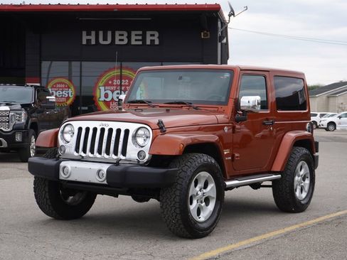 Used 2014 Jeep Wrangler Sahara w/ Dual Top Group image 3