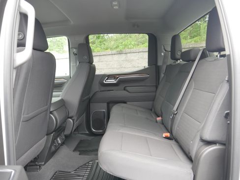 Certified 2025 Chevrolet Silverado 1500 LT AWD/4WD image 14