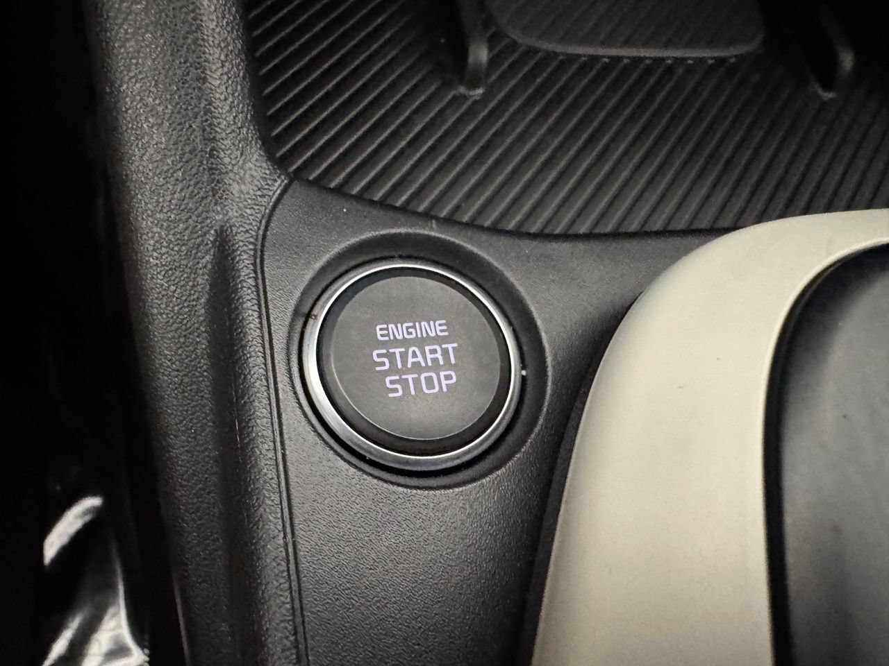 Used 2025 Kia K4 GT-Line w/ GT-Line Sunroof Package FWD image 24