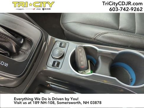 Used 2015 Ford Escape Titanium image 34