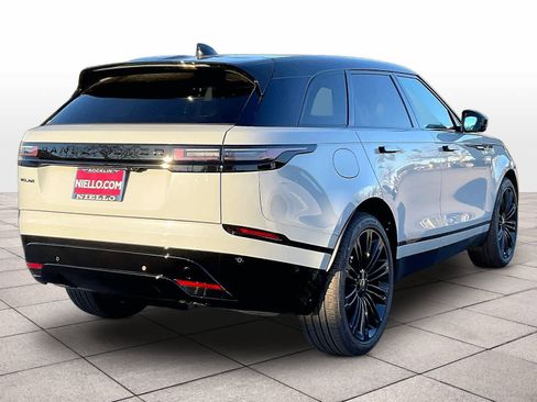 New 2026 Land Rover Range Rover Velar Dynamic SE AWD/4WD image 4